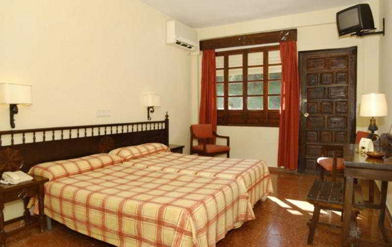 Kross Goya Benalmádena Chambre photo